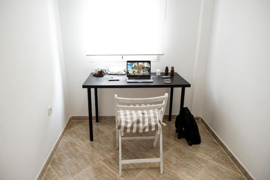 Apartamento A 100M Del Ayuntamiento Huelva Extérieur photo