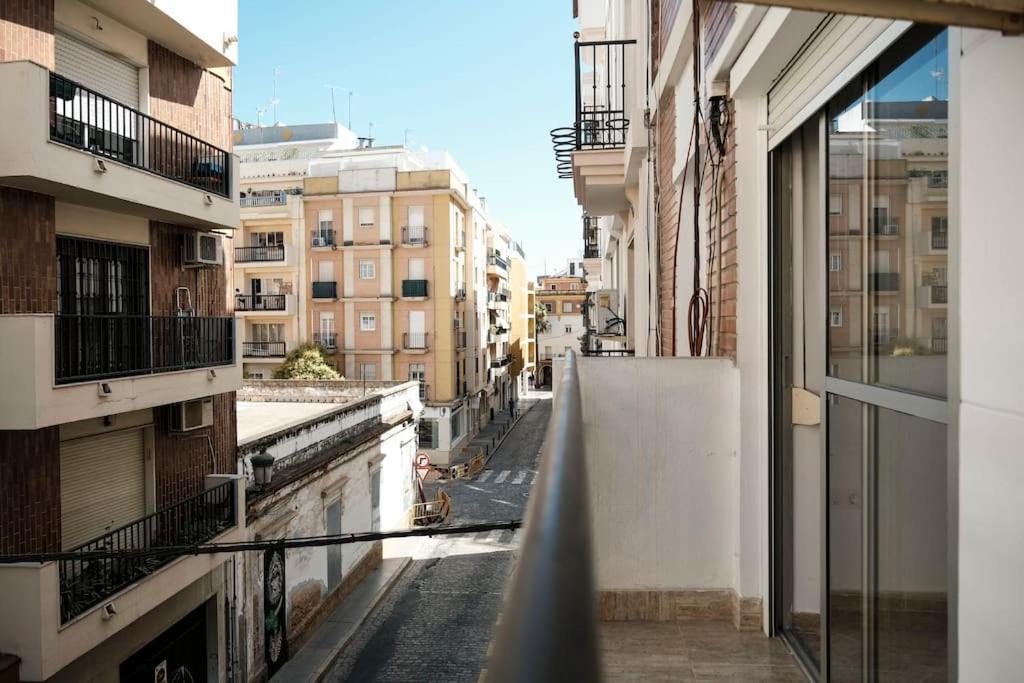 Apartamento A 100M Del Ayuntamiento Huelva Extérieur photo