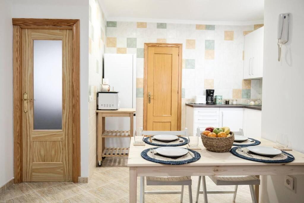 Apartamento A 100M Del Ayuntamiento Huelva Extérieur photo