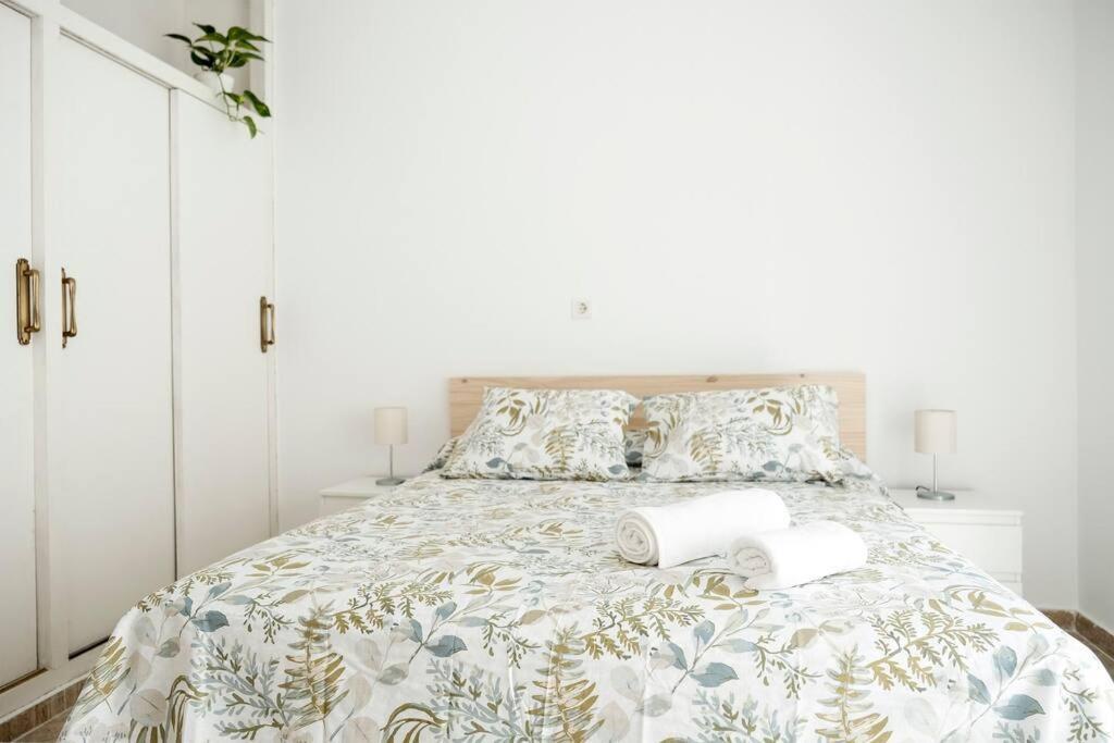 Apartamento A 100M Del Ayuntamiento Huelva Extérieur photo